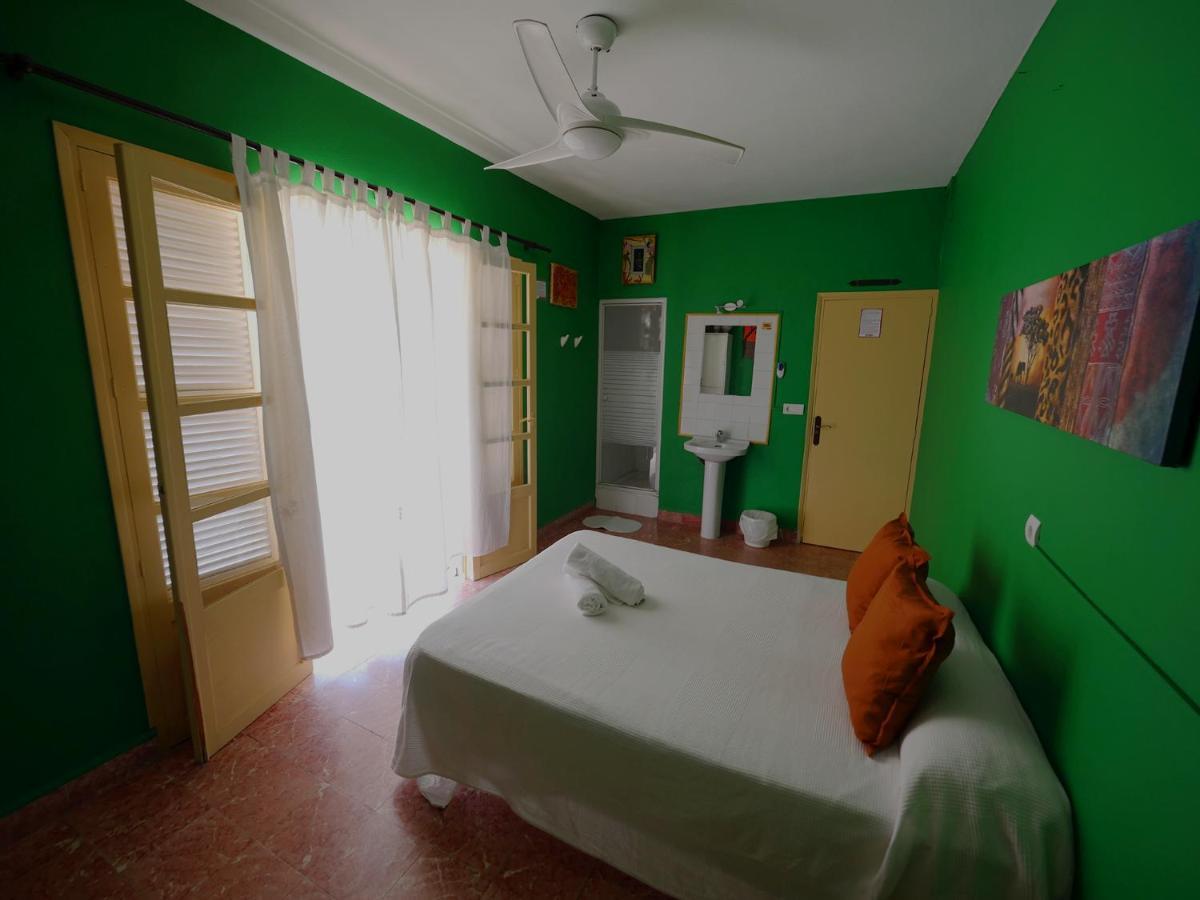 Hostal Giramundo Ibiza Exterior foto